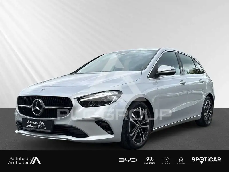 2023 Mercedes Benz B 180