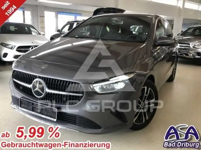 2023 Mercedes Benz B 180