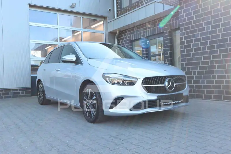 2023 Mercedes Benz B 220