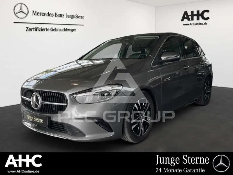2023 Mercedes Benz B 220