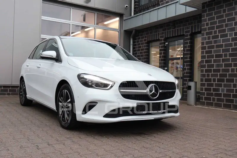 2023 Mercedes Benz B 220