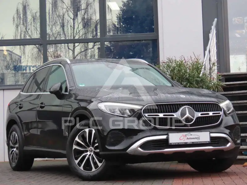 2023 Mercedes Benz GLC 220