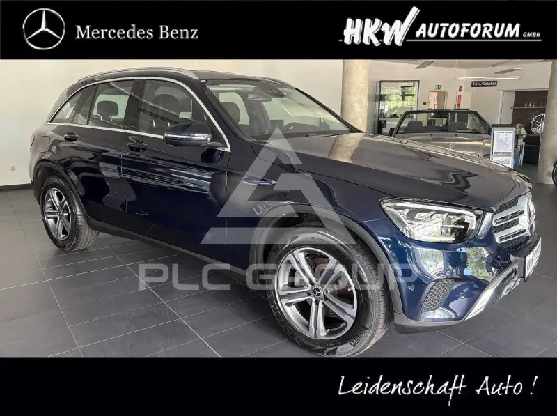2023 Mercedes Benz GLC 220