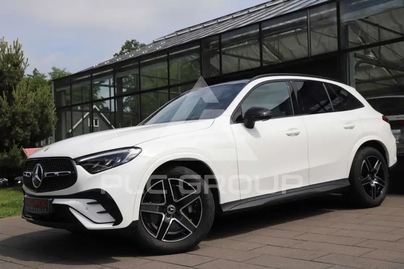 2023 Mercedes Benz GLC 220