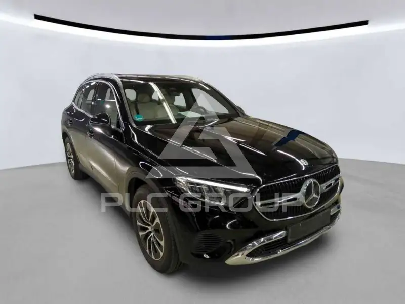 2023 Mercedes Benz GLC 220