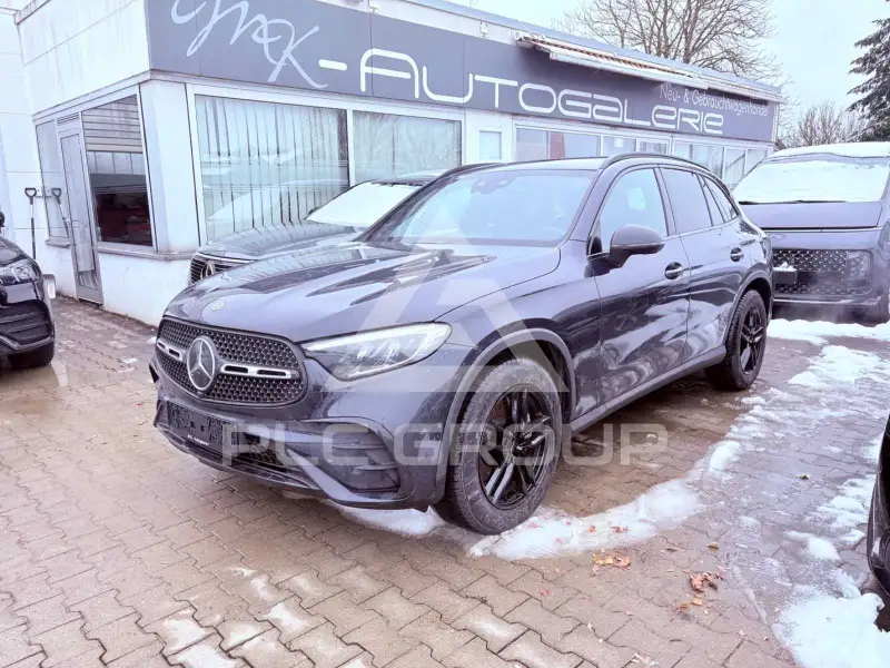 2023 Mercedes Benz GLC 220