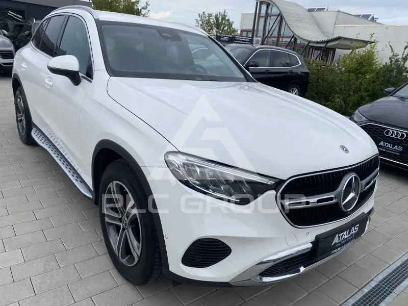 2023 Mercedes Benz GLC 220
