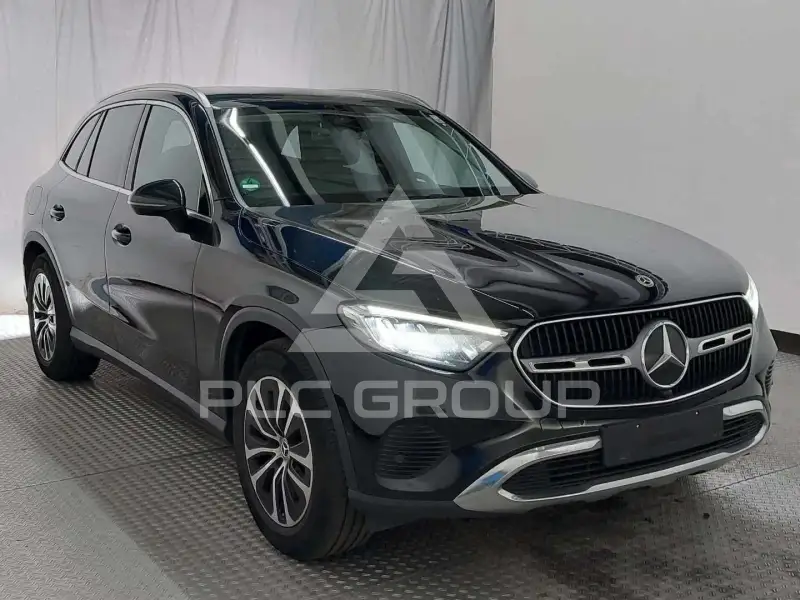 2023 Mercedes Benz GLC 220