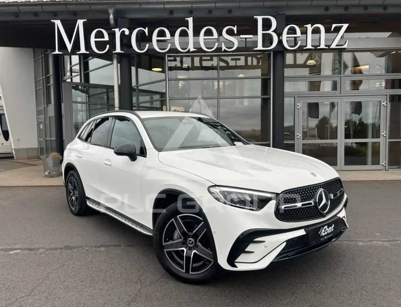 2023 Mercedes Benz GLC 220