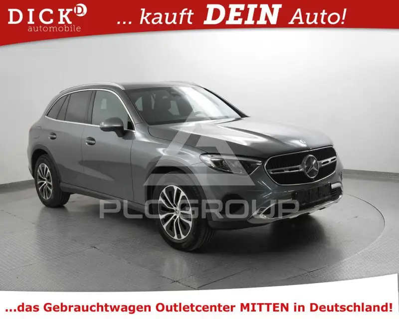 2023 Mercedes Benz GLC 220