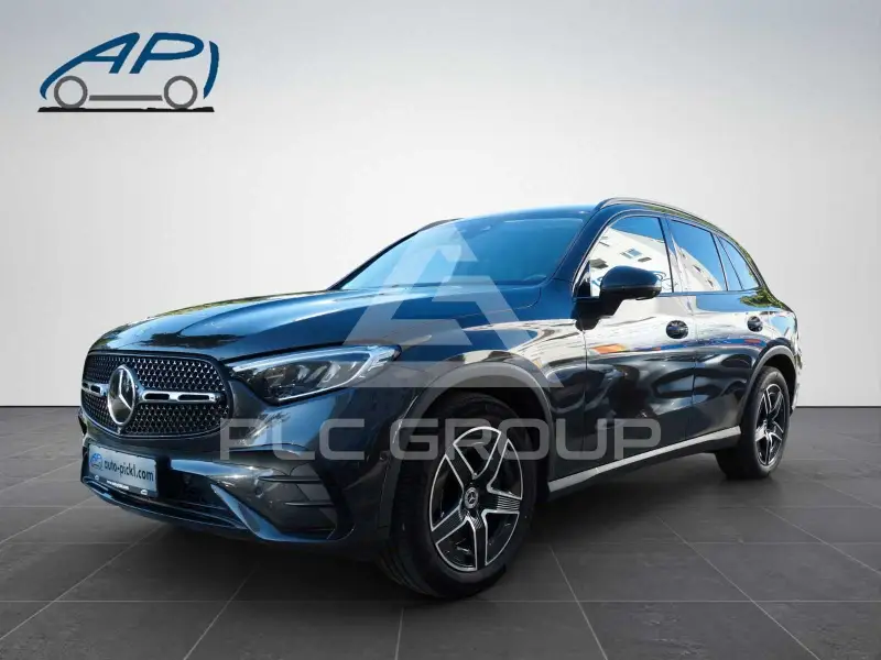 2023 Mercedes Benz GLC 220