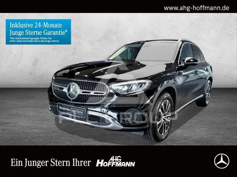 2023 Mercedes Benz GLC 220