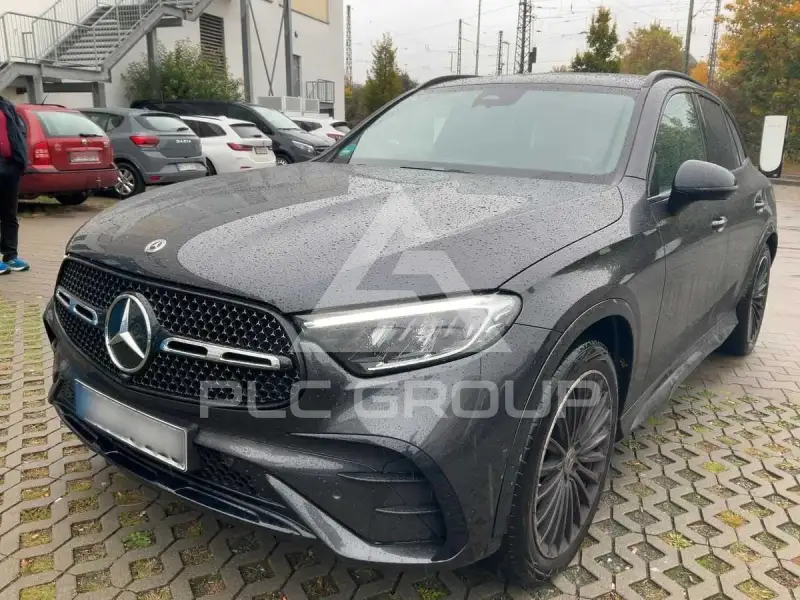 2023 Mercedes Benz GLC 220