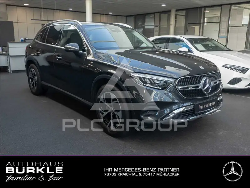 2023 Mercedes Benz GLC 220