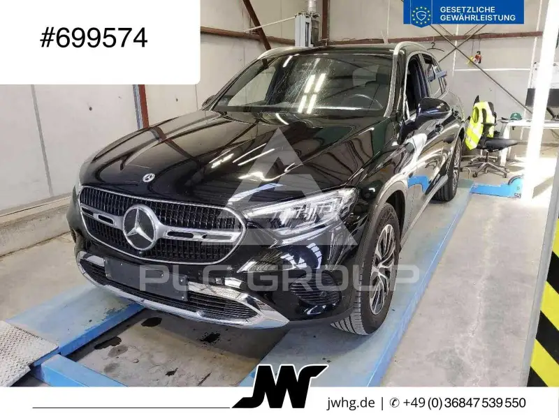 2023 Mercedes Benz GLC 220