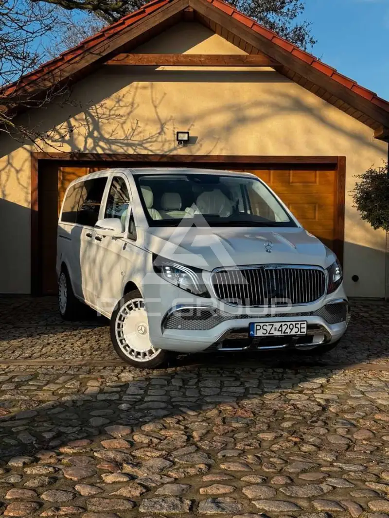 2023 Mercedes Benz V 200