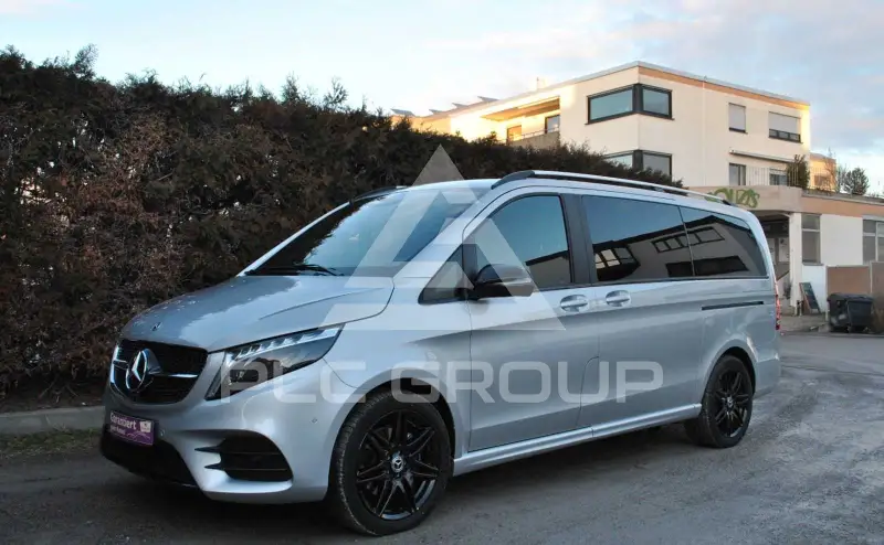 2023 Mercedes Benz V 300