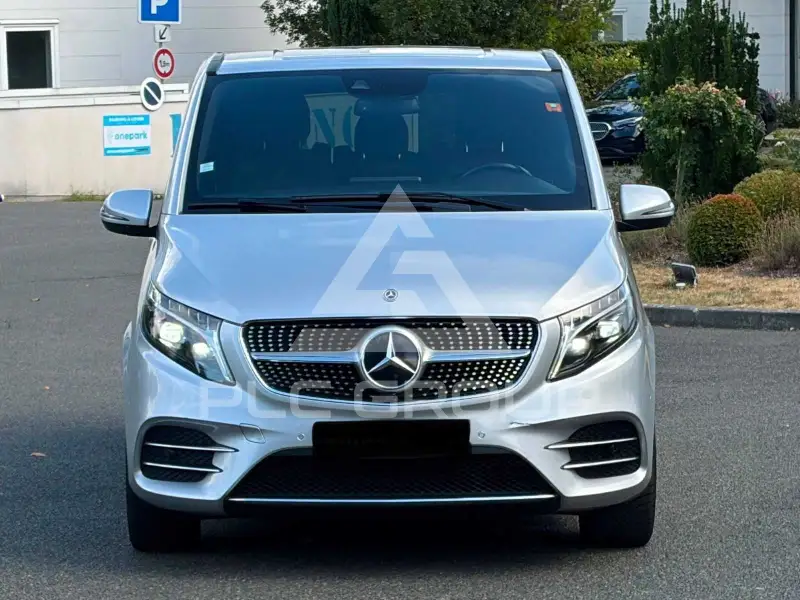 2023 Mercedes Benz V 300
