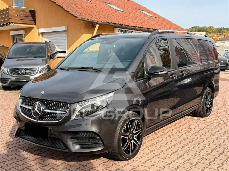 2023 Mercedes Benz V 300
