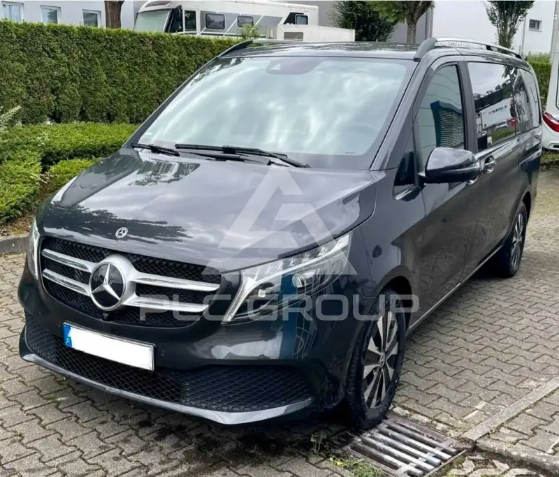 2023 Mercedes Benz V 300