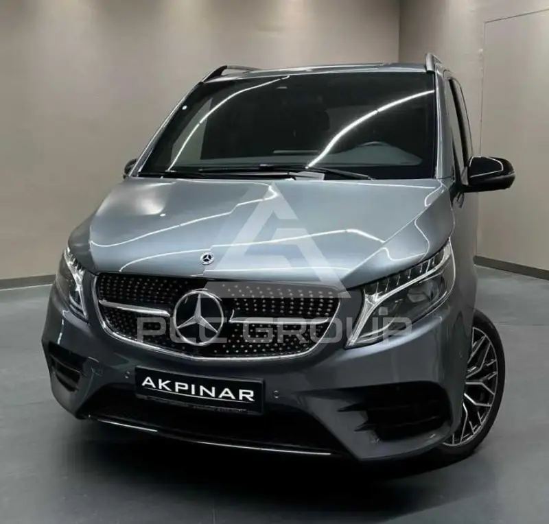 2023 Mercedes Benz V 300