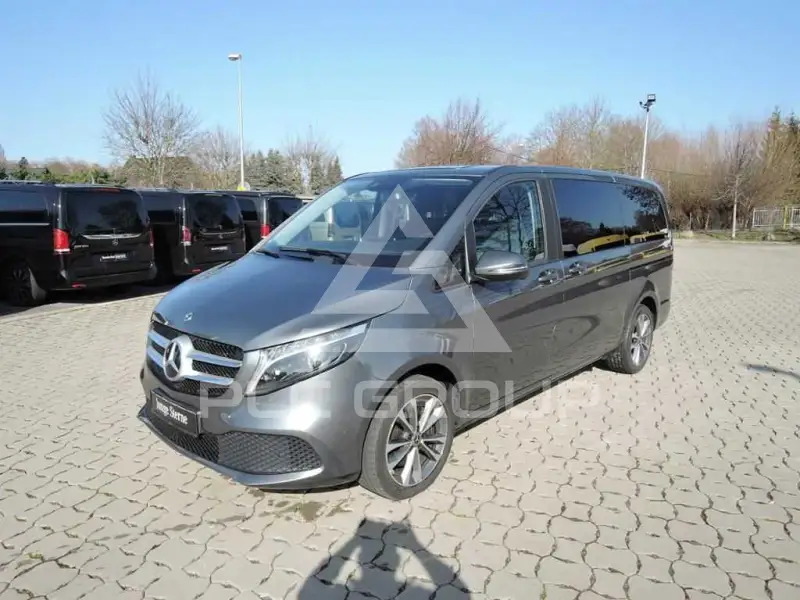 2023 Mercedes Benz V 300