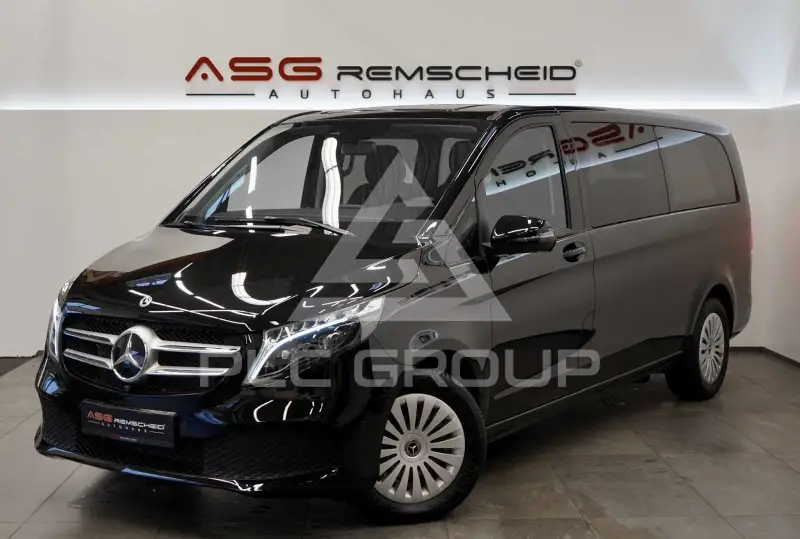 2023 Mercedes Benz V 300
