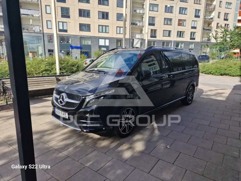 2023 Mercedes Benz V 300