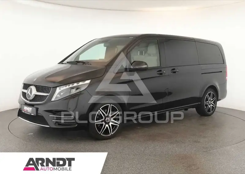 2023 Mercedes Benz V 300