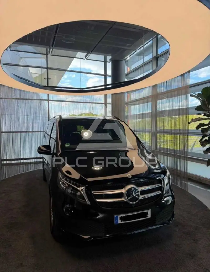 2023 Mercedes Benz V 300