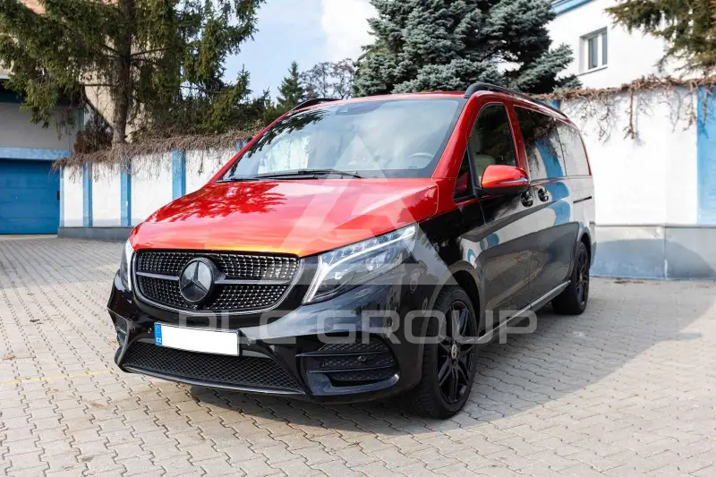 2023 Mercedes Benz V 300