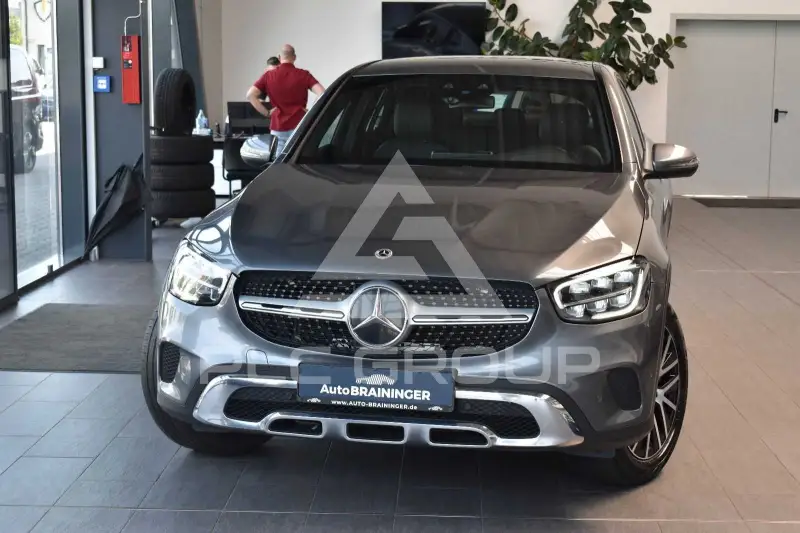 2023 Mercedes Benz GLC 400