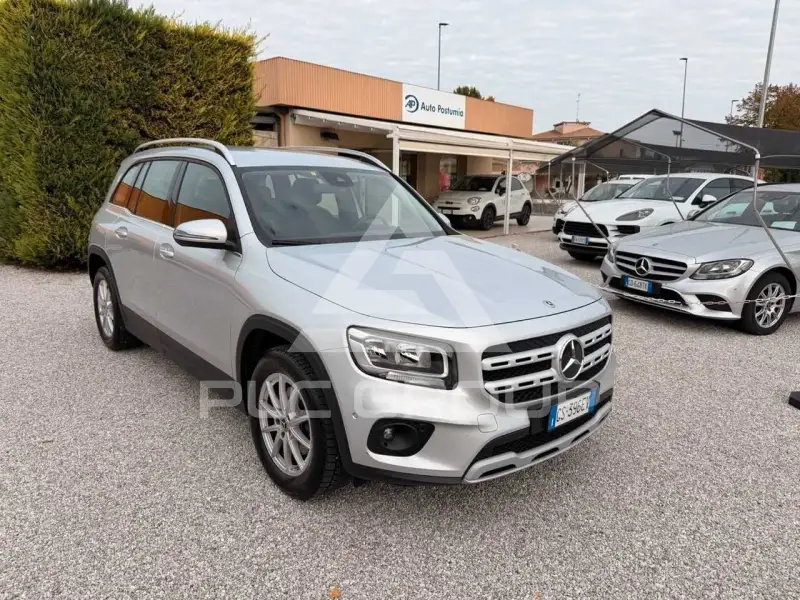2023 Mercedes Benz GLB 180