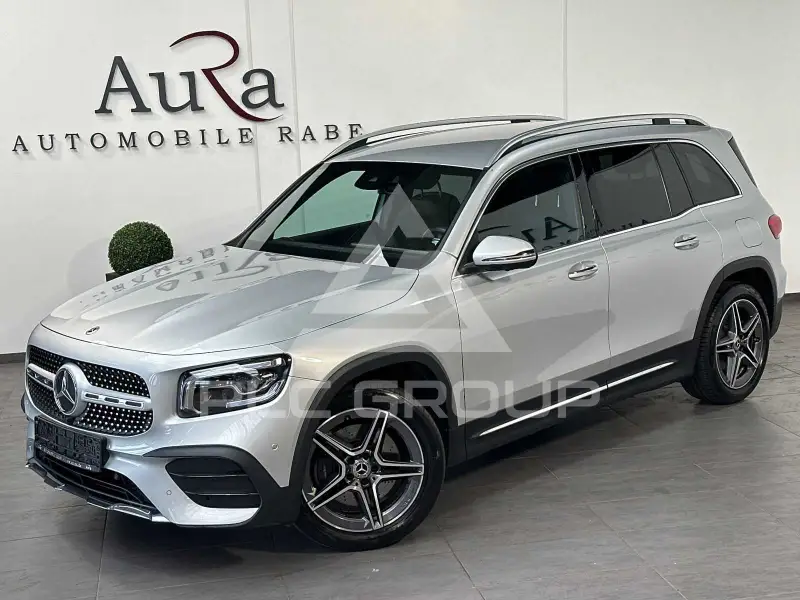 2023 Mercedes Benz GLB 220