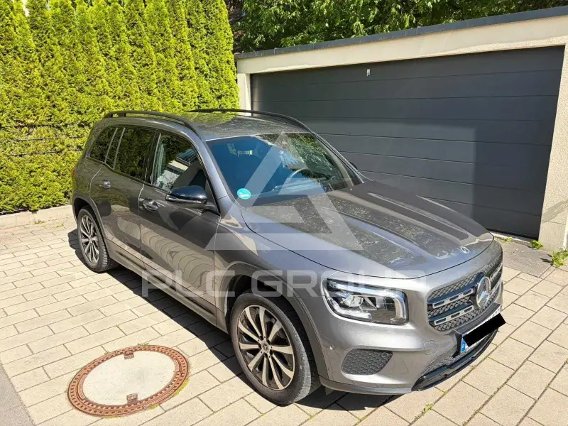 2023 Mercedes Benz GLB 220