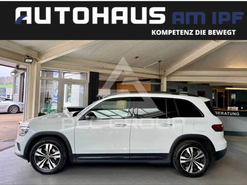 2023 Mercedes Benz GLB 220