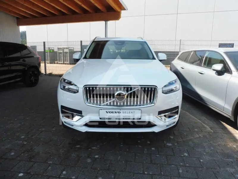 2023 Volvo XC90