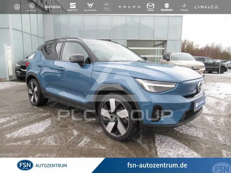 2023 Volvo XC40