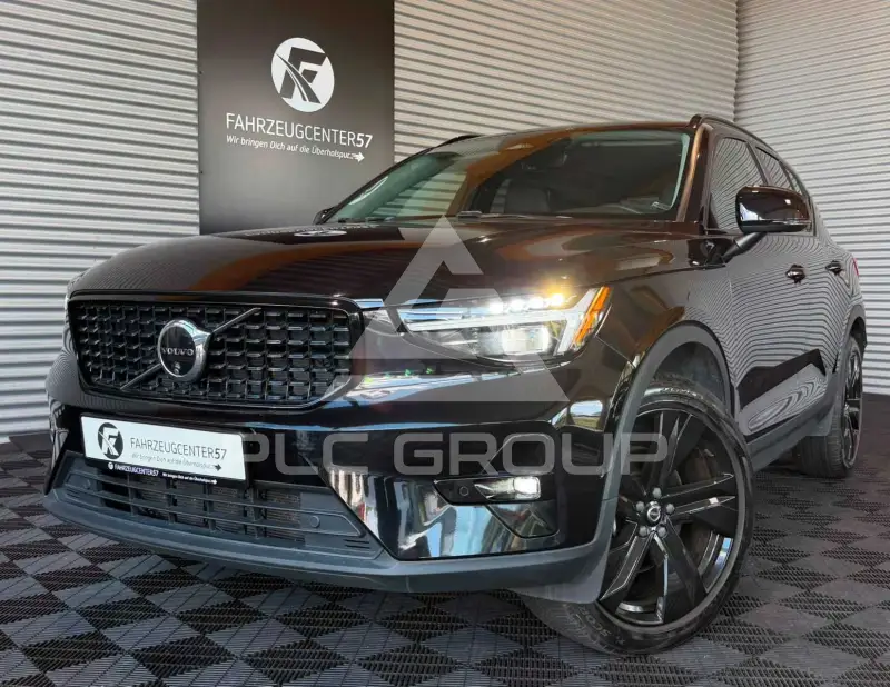 2023 Volvo XC40