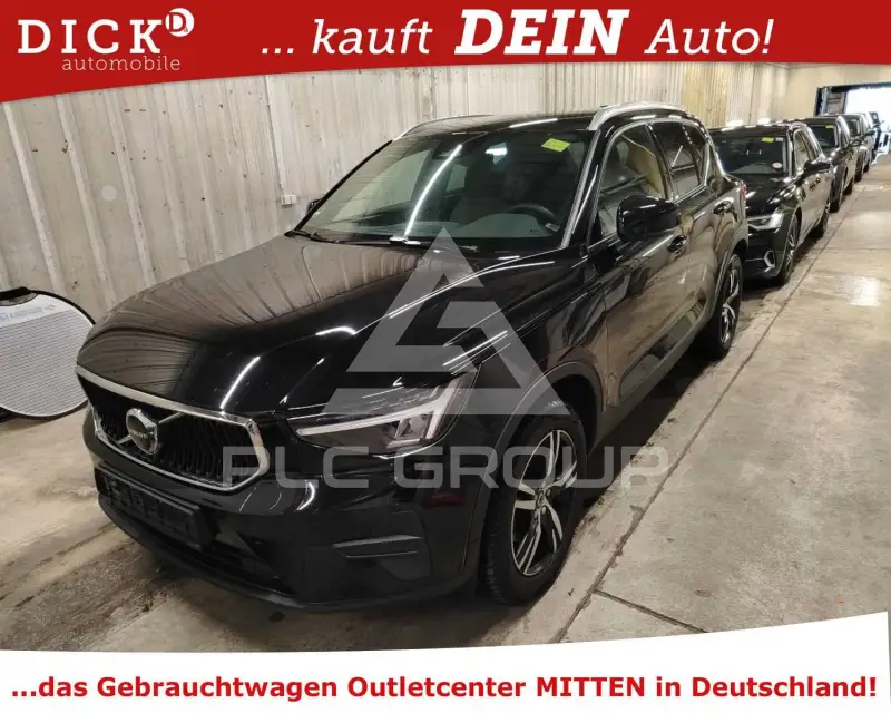 2023 Volvo XC40