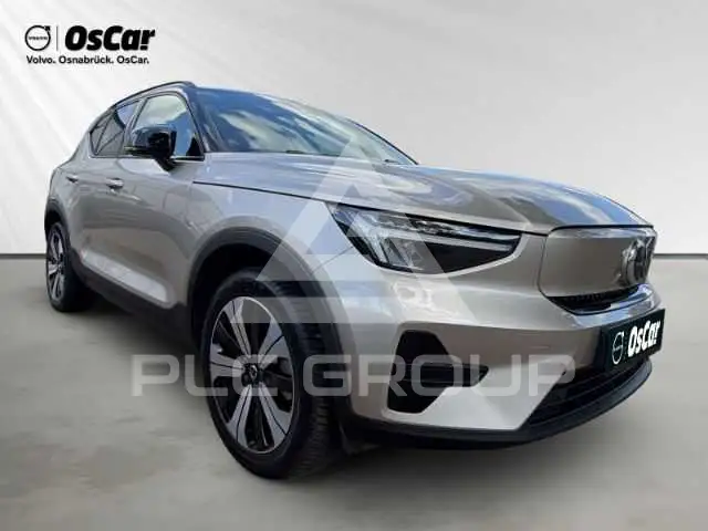 2023 Volvo XC40