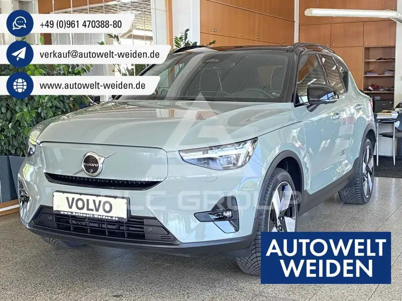 2023 Volvo XC40