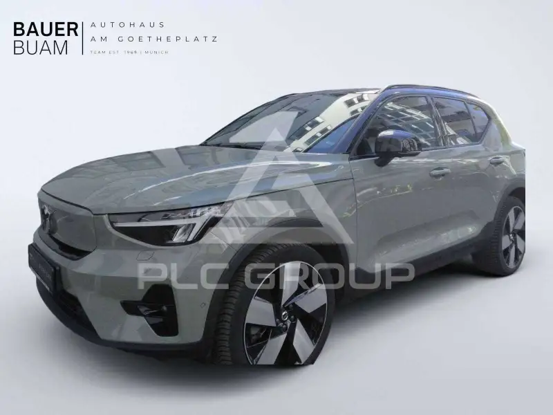 2023 Volvo XC40