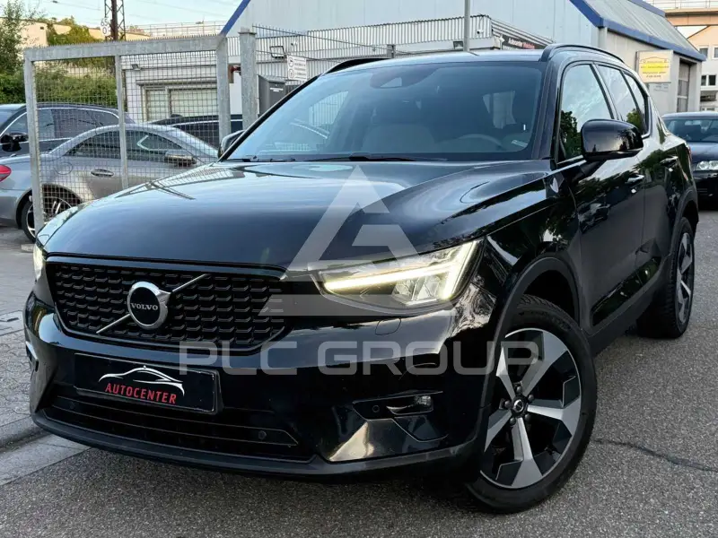 2023 Volvo XC40