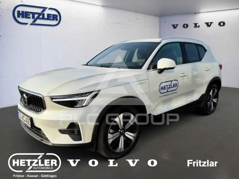 2023 Volvo XC40