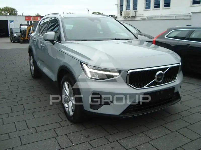 2023 Volvo XC40