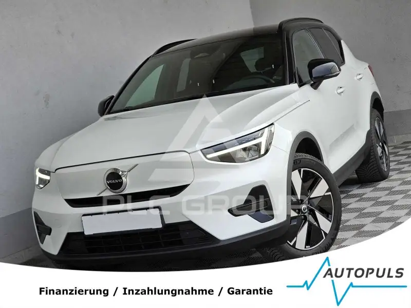 2023 Volvo XC40