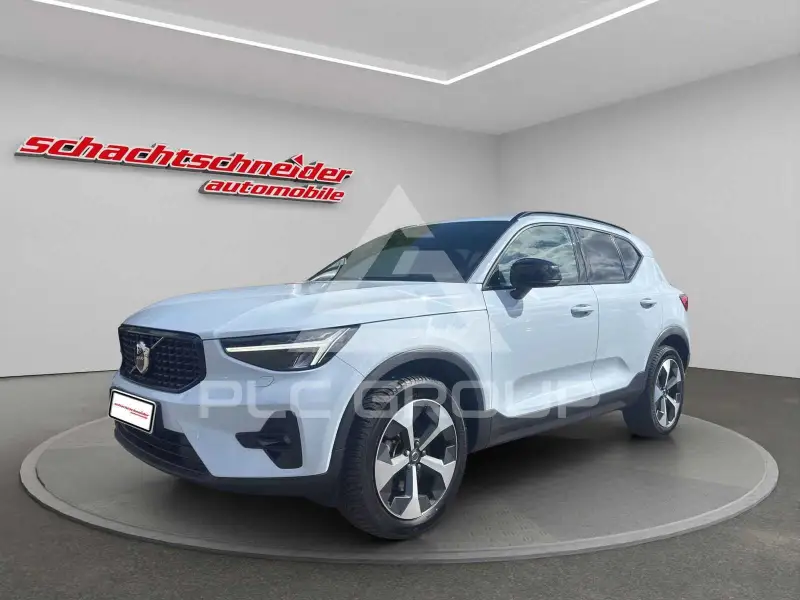 2023 Volvo XC40