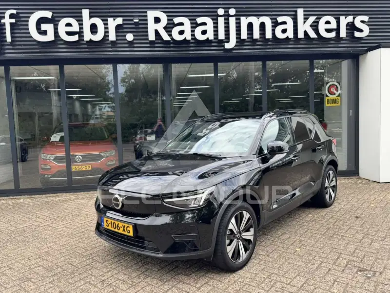 2023 Volvo XC40