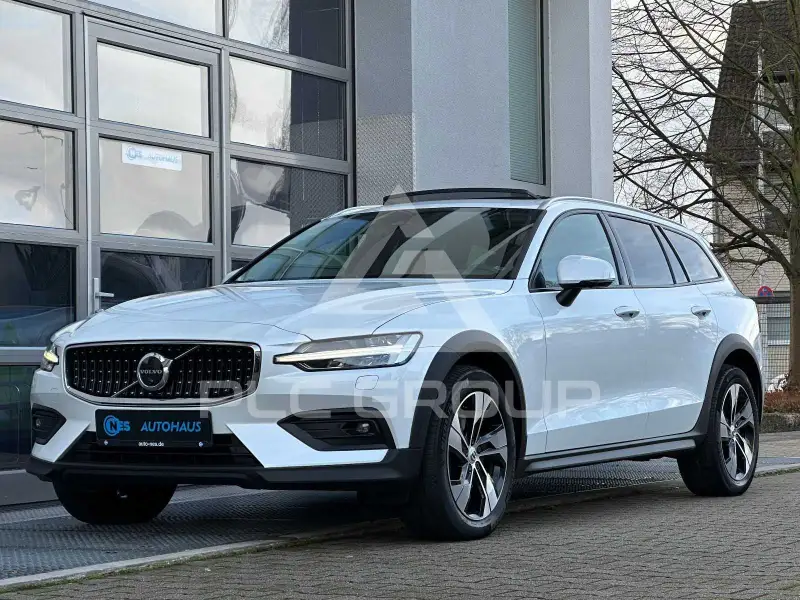2023 Volvo V60